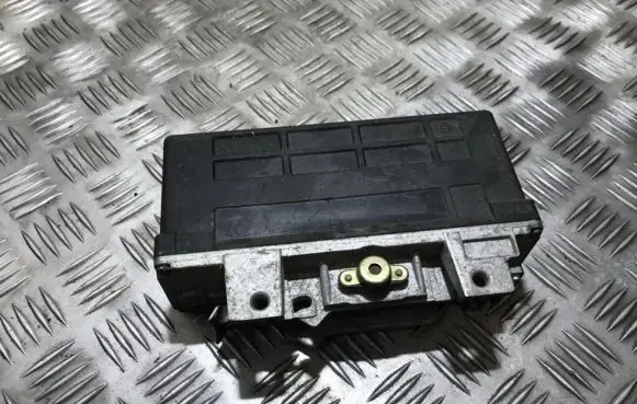Mercedes-Benz E W124 ABS control unit/module 0055452132 0265101018