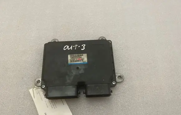 Mitsubishi Outlander Engine control unit/module 1860D204