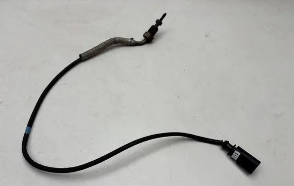 Volkswagen Golf VII Exhaust gas temperature sensor 04L906088DT