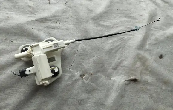 Mercedes-Benz GLE (W166 - C292) Tailgate/trunk/boot lift motor A2929062800