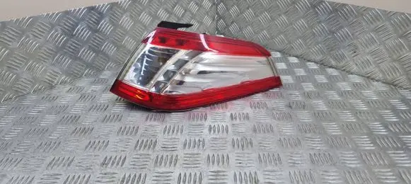 Peugeot 508 Rear/tail lights 9686779680