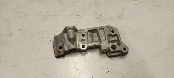 Mercedes-Benz CLA C117 X117 W117 Engine mounting bracket A6512200607