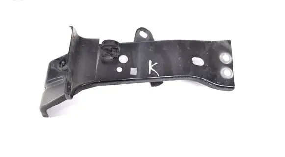 Audi A3 S3 8V Fender mounting bracket 