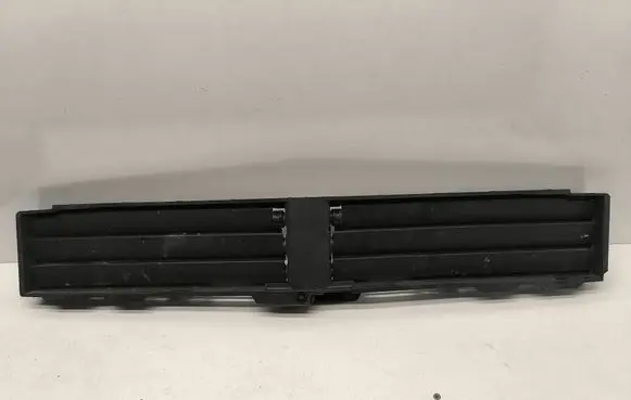 BMW X1 U11 Intercooler air channel guide T403373