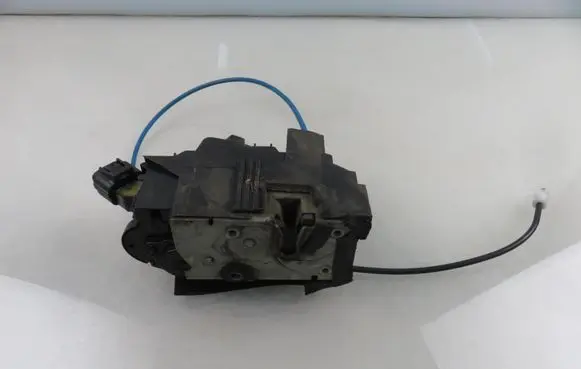 Fiat Croma Front door lock 