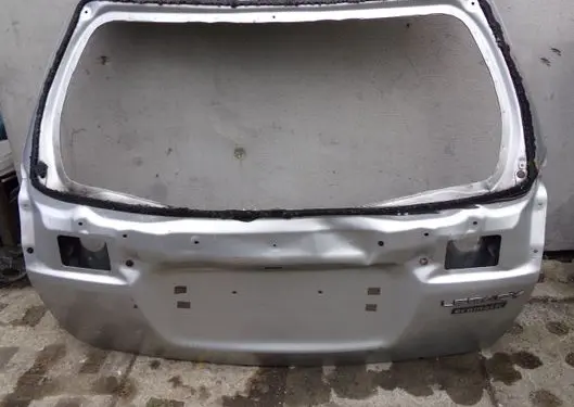 Subaru Outback Tailgate/trunk/boot lid