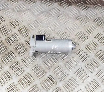 BMW X5 E70 Seat adjustment motor 0130002636 P01213801
