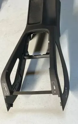 Volkswagen Golf V Center console 1K0863243A
