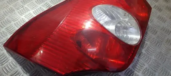 Renault Laguna II Rear/tail lights 8200002472