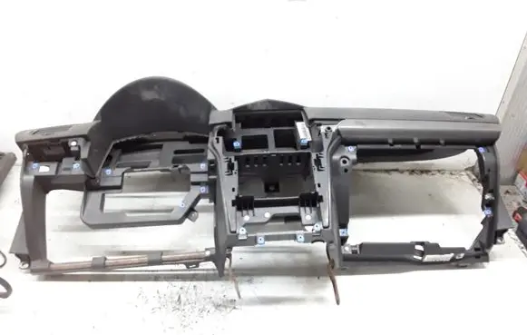 Opel Astra H Dashboard 13124852LHD