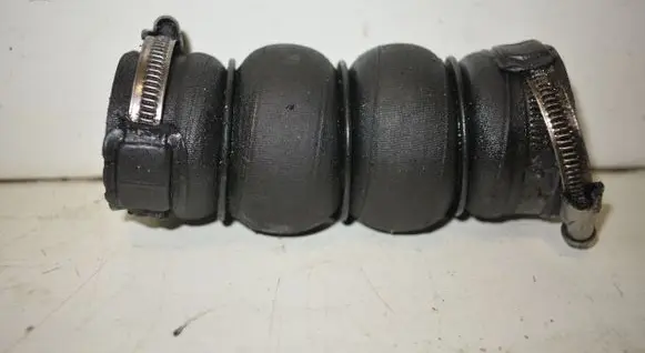 Peugeot 3008 I Intercooler hose/pipe