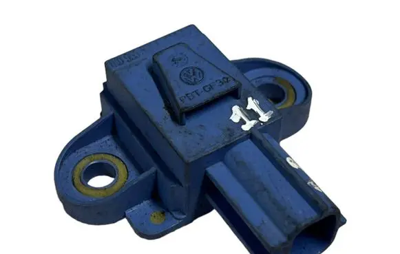 Volkswagen Golf V Airbag deployment crash/impact sensor 1K0955557A L9LHN0S3ZSZ0