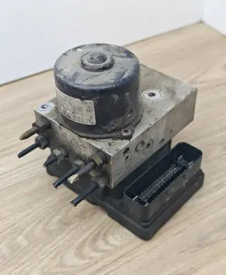 Volvo S80 ABS Pump 8671224 10092504033