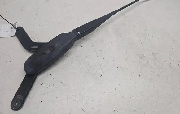 Ford Focus C-MAX Front wiper blade arm 3M5117526CD