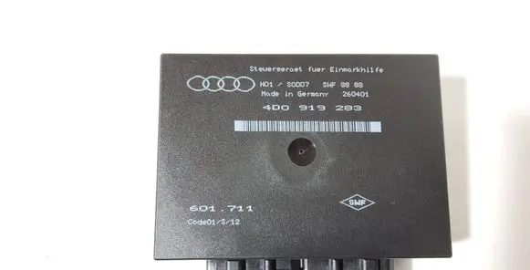 Audi A8 S8 D2 4D Parking PDC control unit/module 4D0919283