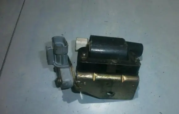Mitsubishi Space Wagon High voltage ignition coil hc1a513