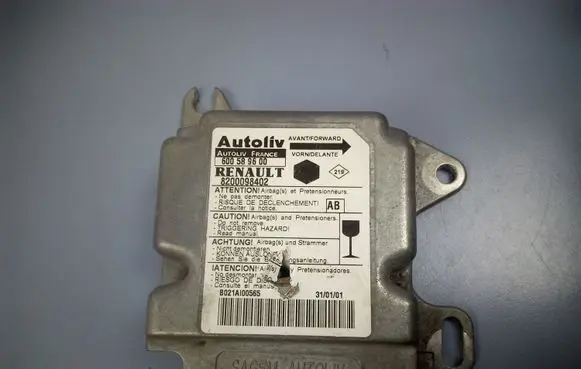 Renault Kangoo I Airbag control unit/module 8200098402 600589600