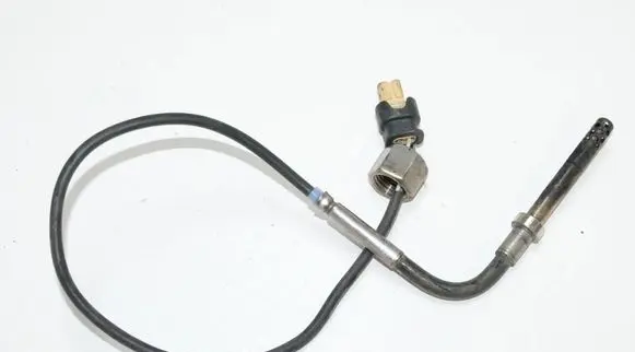 Mercedes-Benz C W204 Oil temperature sensor A0071537528