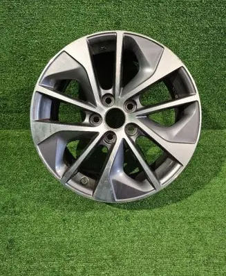 Toyota Avensis T220 R16 alloy rim felga
