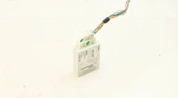 BMW X6 E71 Air suspension control unit module (rear) 6793163 37146793163