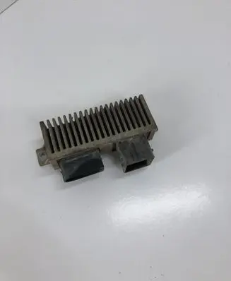 Renault Laguna III Glow plug pre-heat relay 8200558438