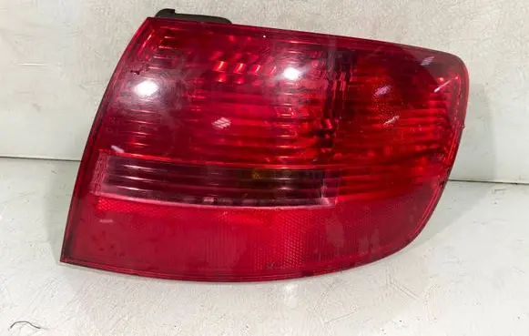 Rear/tail lights