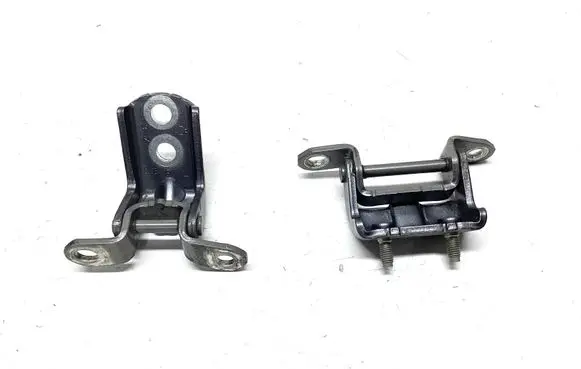 Nissan Qashqai Rear door hinge set 