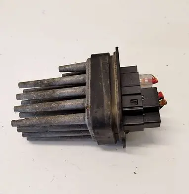 Opel Zafira B Heater blower motor/fan resistor 52488536