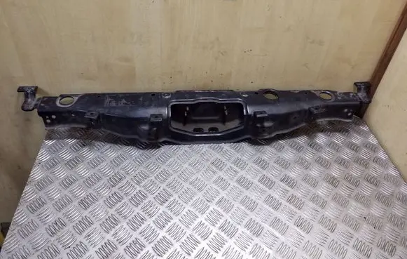 Hyundai i40 Top upper radiator support slam panel