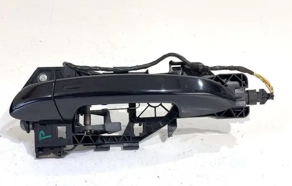 Volkswagen PASSAT B7 Front door exterior handle 3C0837885H