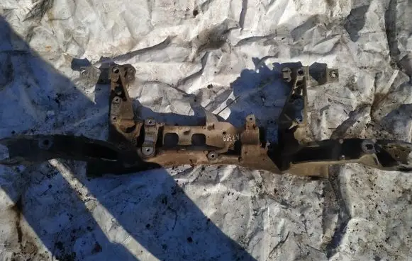 Mazda Xedos 9 Front subframe