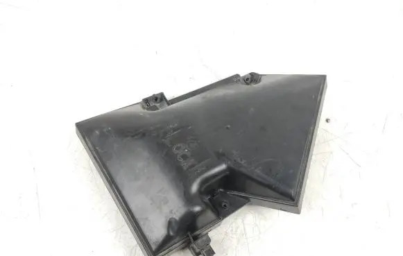BMW X6 E71 Air filter box cover 6945575 10834110