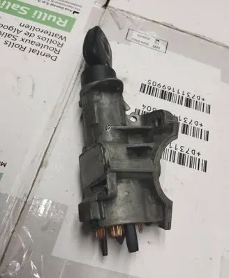 Audi A6 S6 C5 4B Ignition lock 4B0905851C