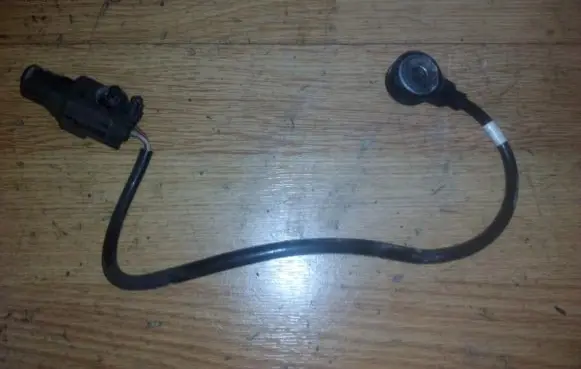 Detonation knock sensor
