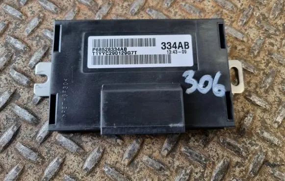 Dodge Challenger Transfer box differential control unit 68528334AB P68528334AB