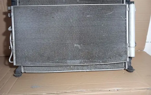 KIA Carens II Radiator set 