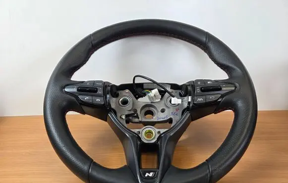 Hyundai i20 (BC3 BI3) Steering wheel 96710Q0530