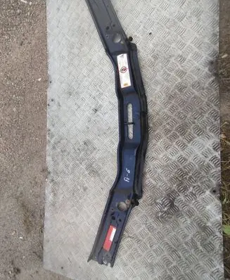 Audi A6 S6 C4 4A Top upper radiator support slam panel