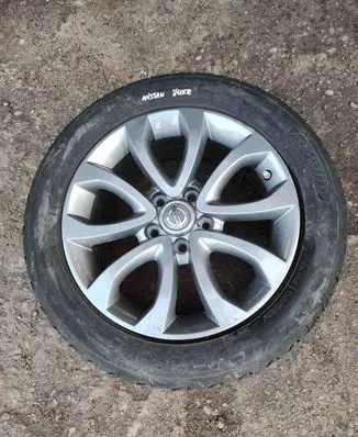 Nissan Juke I F15 R17 alloy rim 