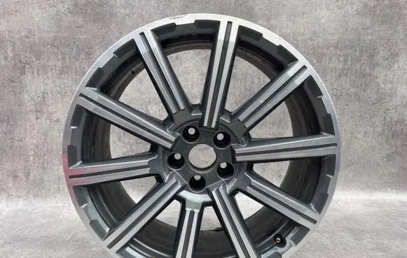 Audi Q7 4M R20 alloy rim 