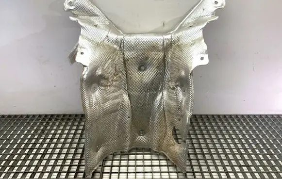 Audi Q8 Exhaust heat shield 4M0863983N