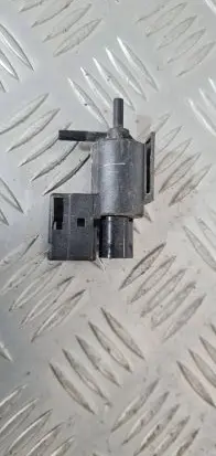 Ford Ranger Valve vacuum 