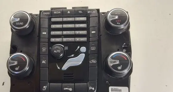 Volvo XC60 Air conditioner control unit module 30795271