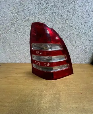 Mercedes-Benz C W203 Rear/tail lights E11634 F4978