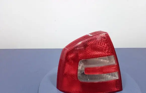 Skoda Octavia Mk2 (1Z) Rear/tail lights 1Z5945111A