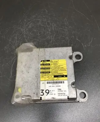 Toyota Yaris Airbag control unit/module 891700D160