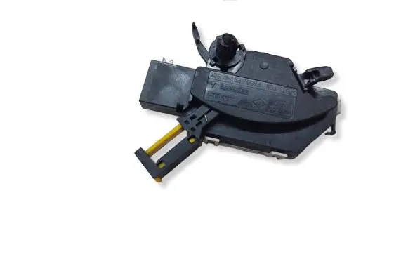 Nissan X-Trail T32 Clutch pedal sensor 8200666173