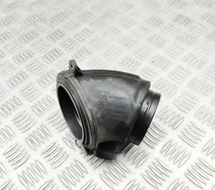 Audi Q7 4M Air intake duct part 059129955AK