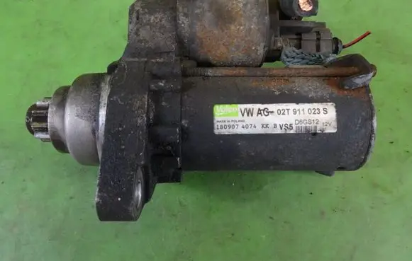 Skoda Fabia Mk1 (6Y) Starter motor 02T911023S