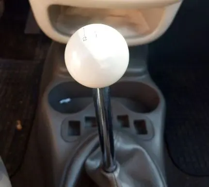 Chrysler PT Cruiser Gear selector 